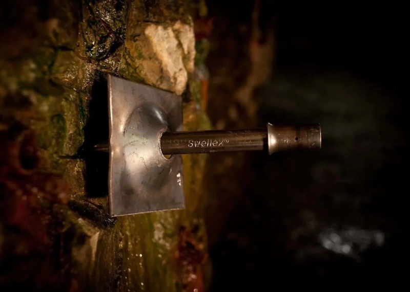 Epiroc vs. Sandvik? A Company Comparison